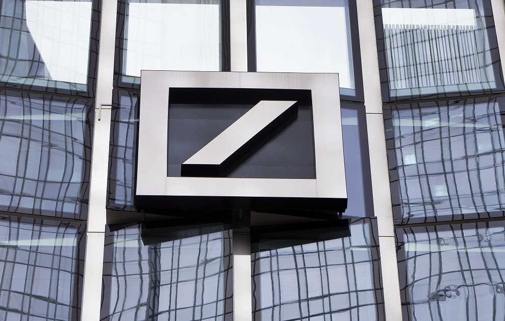 Διαφωνία μεταξύ διοίκησης και εργαζομένων στη Deutsche Bank μετά την αύξηση της υποχρεωτικής παρουσίας στο γραφείο