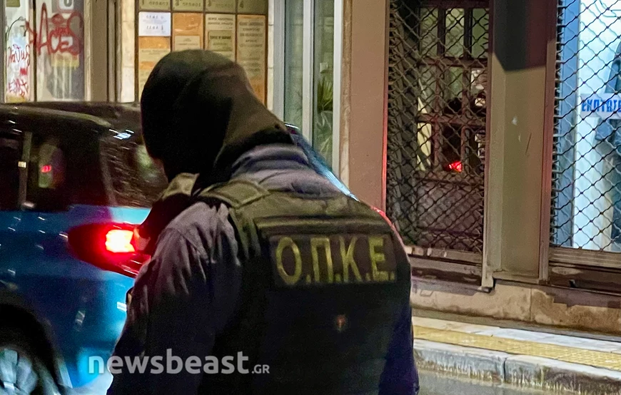 Πώς εντόπισε ο υπάλληλος το νεκρό βρέφος στο φρεάτιο – «Μια νοσηλεύτρια το έβαλε σε ένα κουτί»