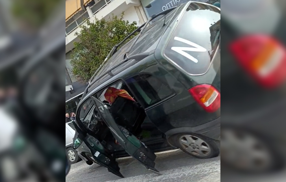 Απίστευτο τροχαίο στο Γαλάτσι – Οδηγός «καβάλησε» άλλο αυτοκίνητο