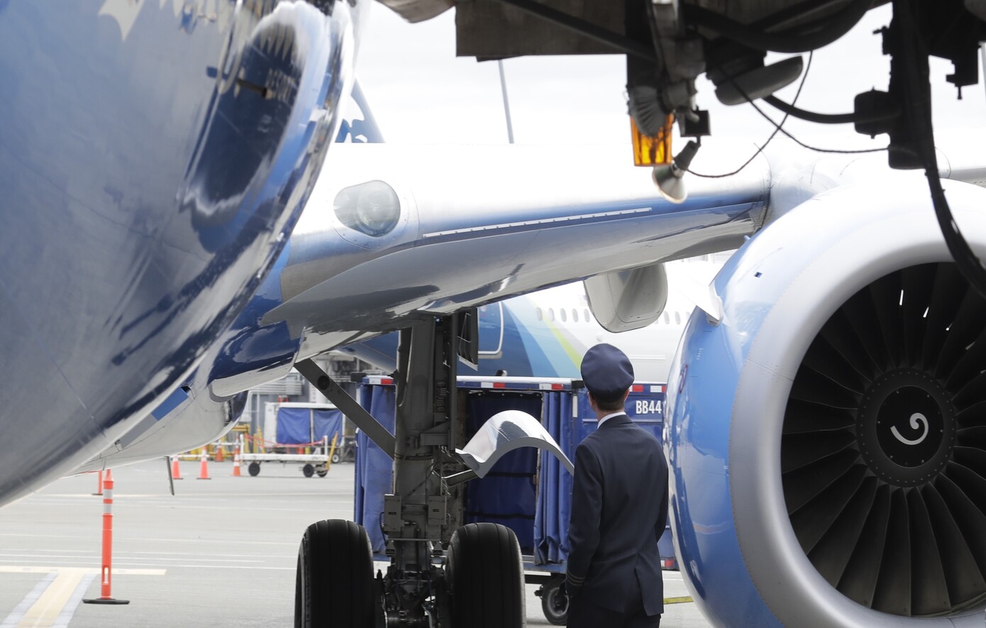 Νέο «χτύπημα» για την Boeing &#8211; Αεροπλάνο 737-800 προσγειώθηκε στο Όρεγκον και του έλειπε το εξωτερικό τμήμα της ατράκτου