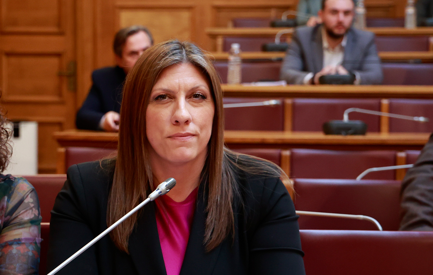 Μπλοκάρει τη συνεδρίαση της Εξεταστικής για τα Τέμπη η Κωνσταντοπούλου, αρνείται να βγει από την αίθουσα