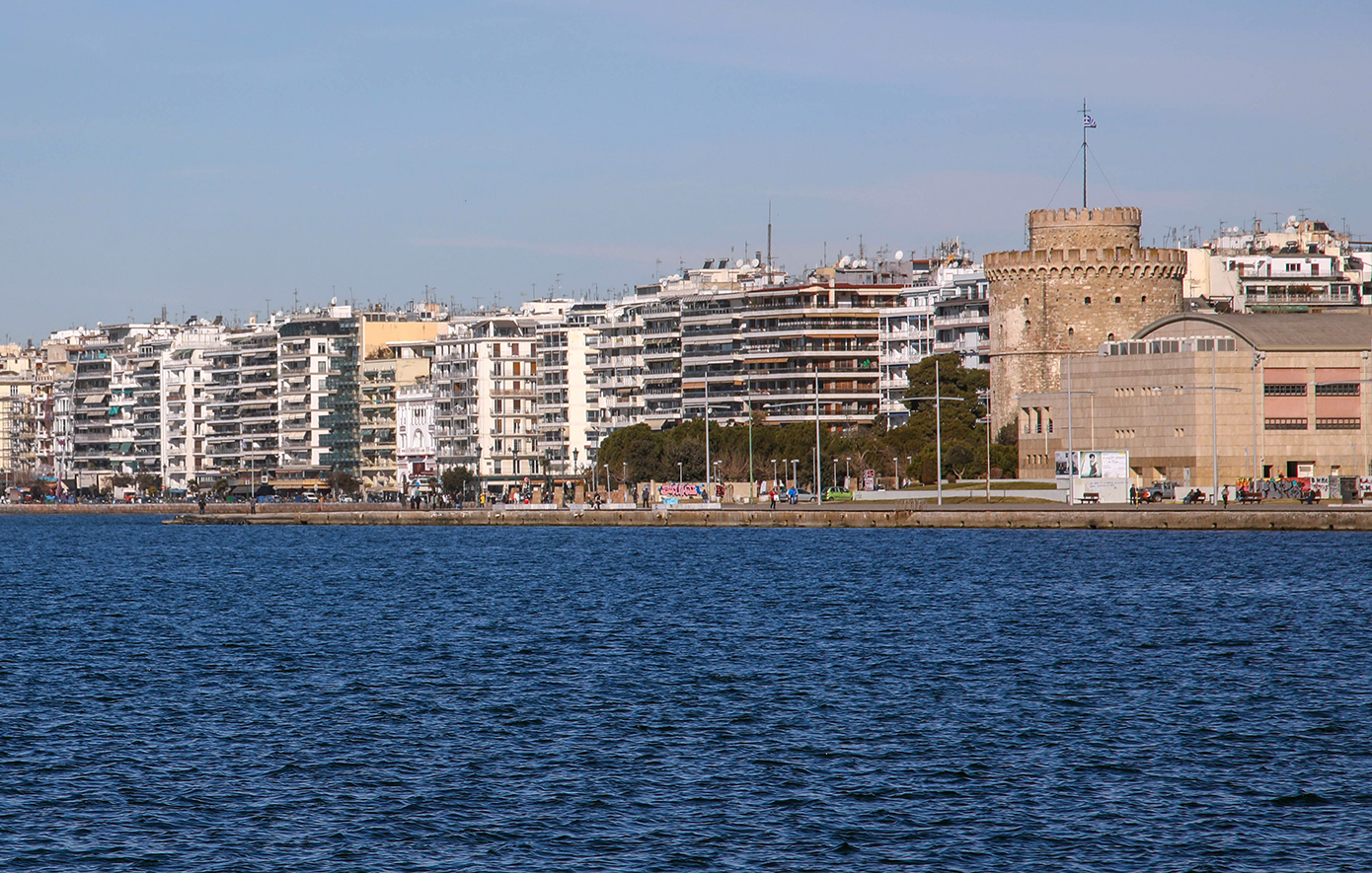 Κατέστρεψαν τις δημοτικές τουαλέτες στη Νέα Παράλια Θεσσαλονίκης – Ο δήμος κατέθεσε μήνυση