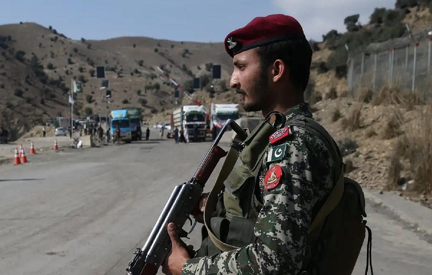 Στους επτά οι νεκροί από επίθεση σε φυλάκιο του πακιστανικού στρατού