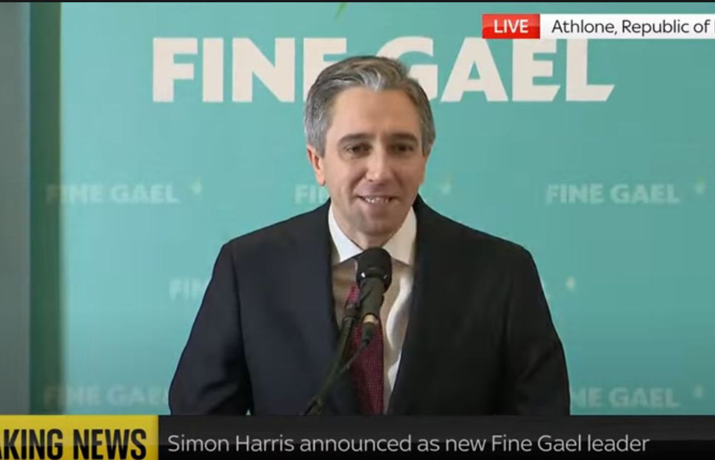Ο Σάιμον Χάρις εξελέγη σήμερα επικεφαλής του ιρλανδικού κεντροδεξιού κόμματος Fine Gael