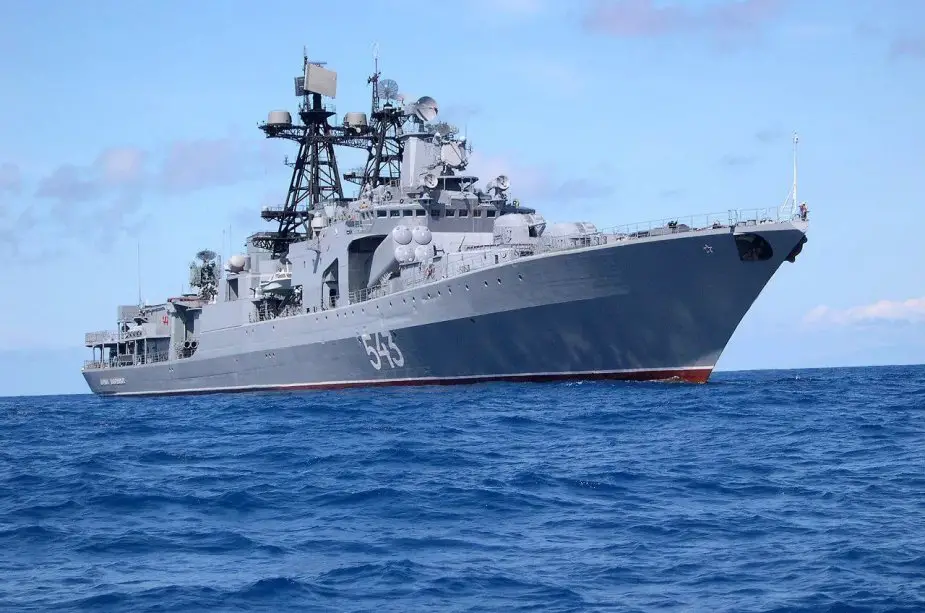 Ρωσική φρεγάτα που φέρει τους υπερηχητικούς πυραύλους Kinzhal εισήλθε στη Μεσόγειο μέσω της Διώρυγας του Σουέζ