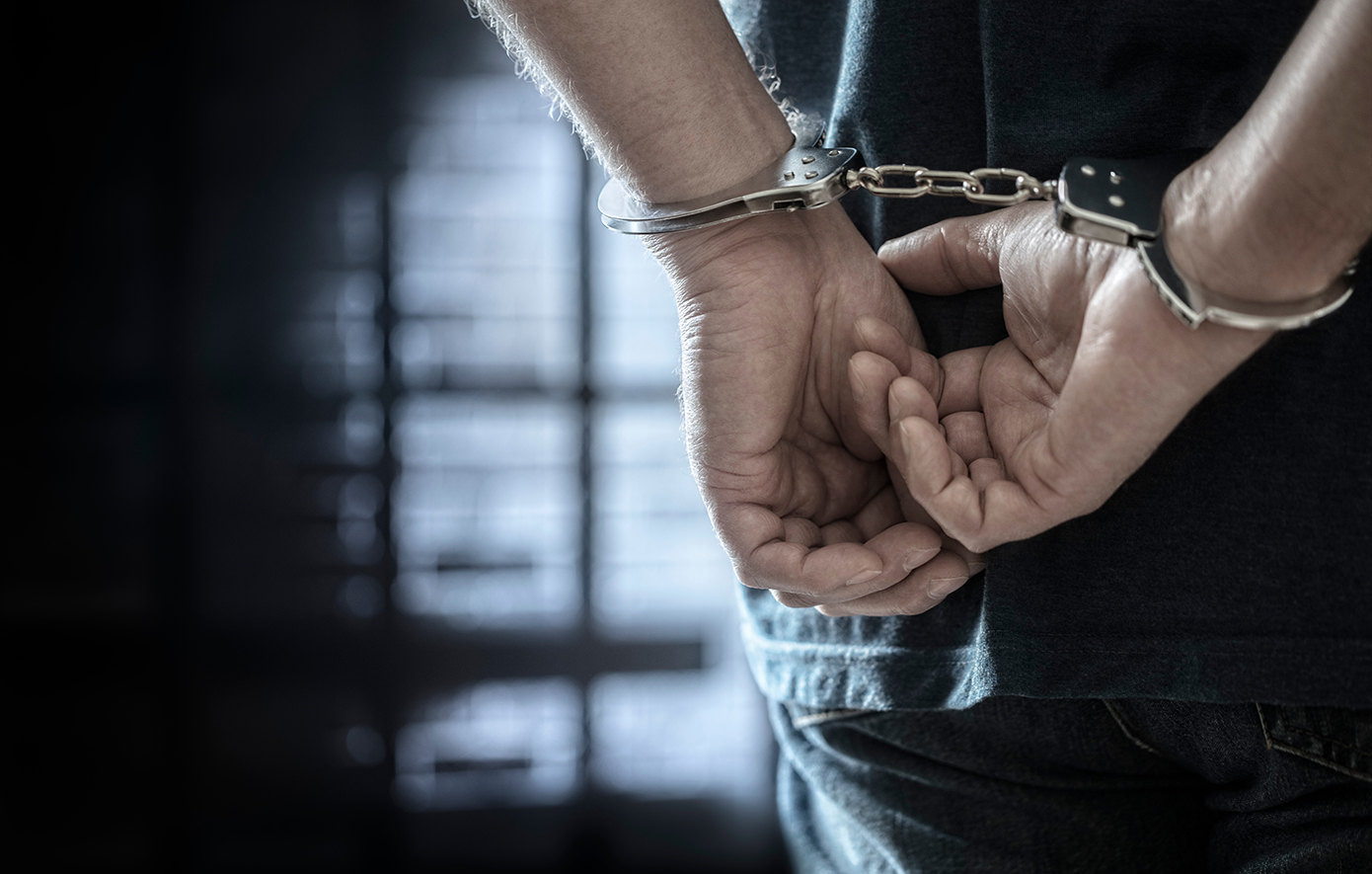Επτά συλλήψεις για διαφθορά στη ΔΟΥ Χαλκίδας