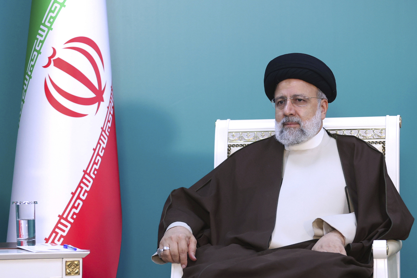 Τι προβλέπουν οι νόμοι του Ιράν όταν πεθάνει ένας εν ενεργεία πρόεδρος