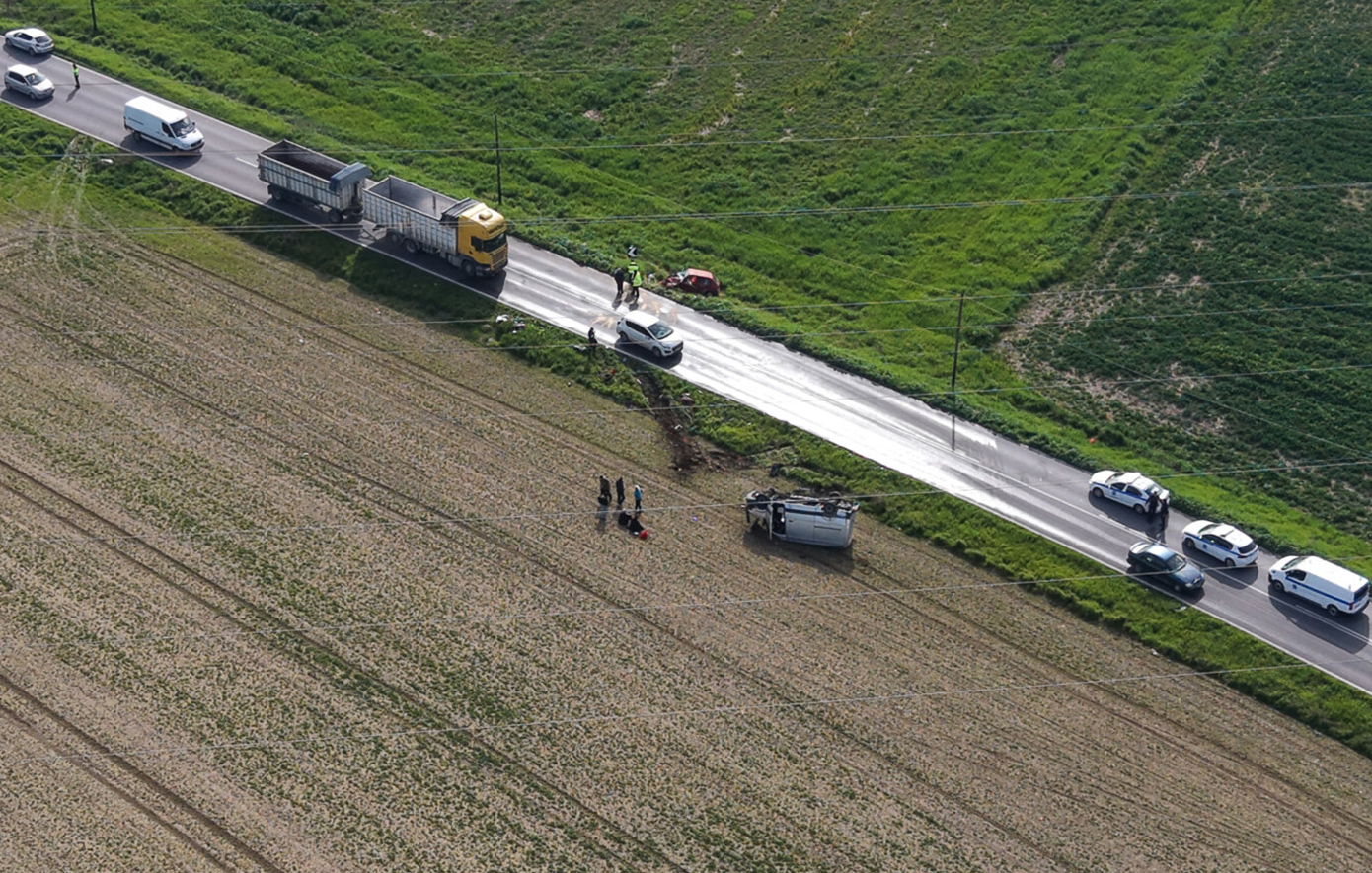 Λάρισα: Θανατηφόρο τροχαίο έξω από τη Νίκαια Λάρισα: Θανατηφόρο τροχαίο έξω από τη Νίκαια