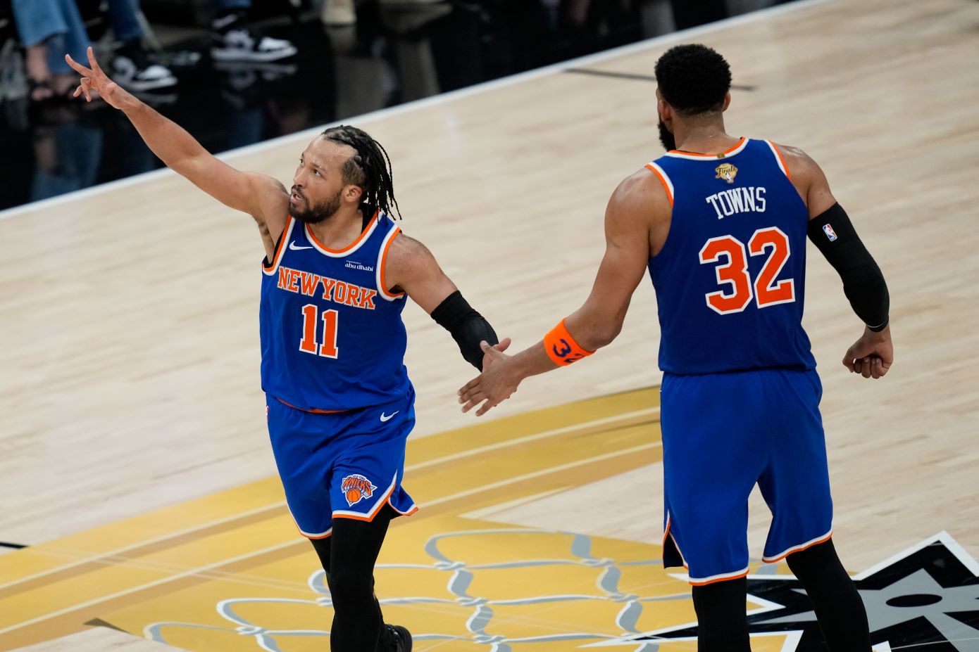 NBA Finals: Οι Νικς πέρασαν ξανά από το Σαν Αντόνιο και έκαναν το 2-0 στους τελικούς