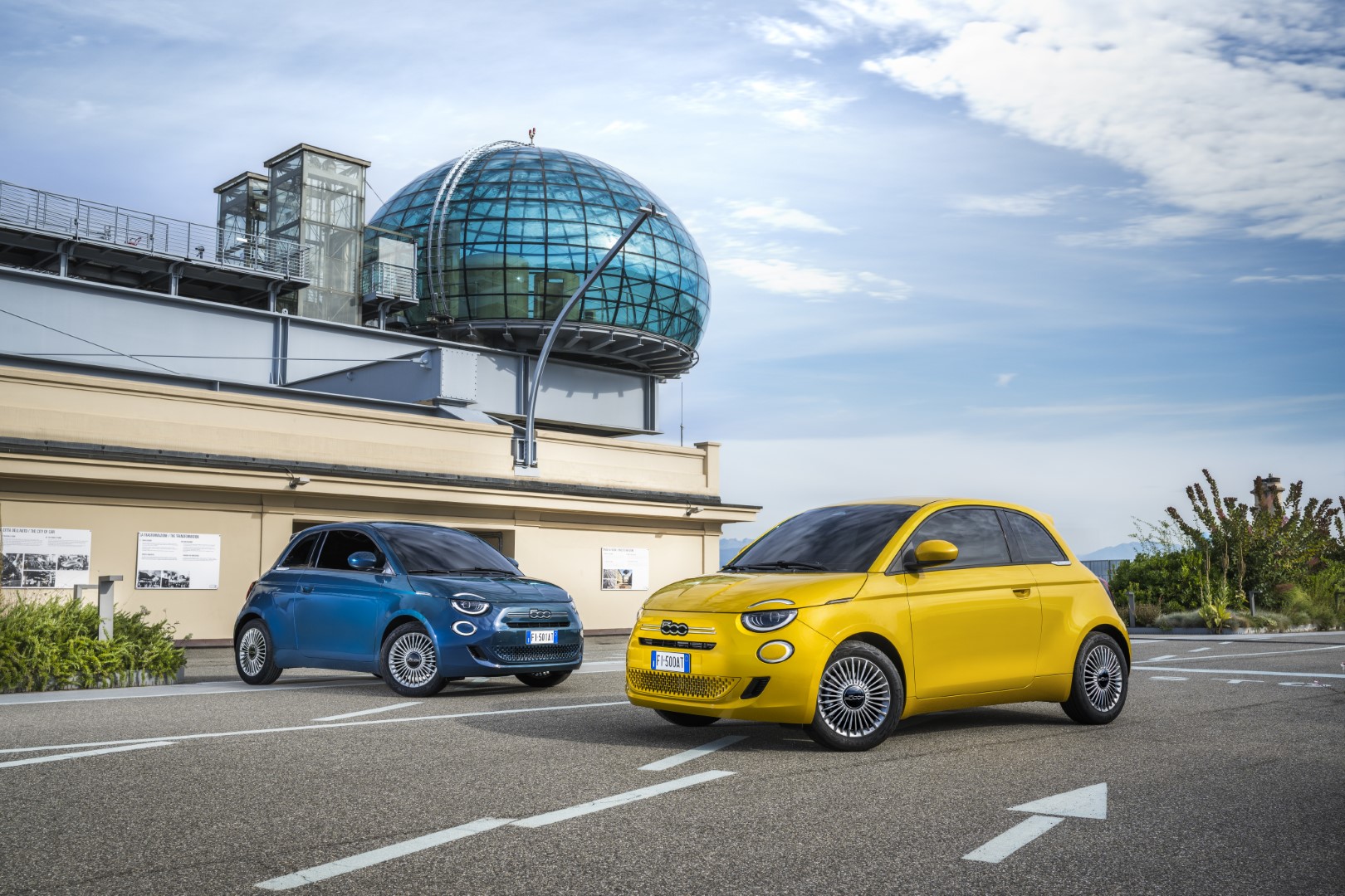 Το νέο Fiat 500 Hybrid διαθέσιμο με τιμή από 18.990 ευρώ