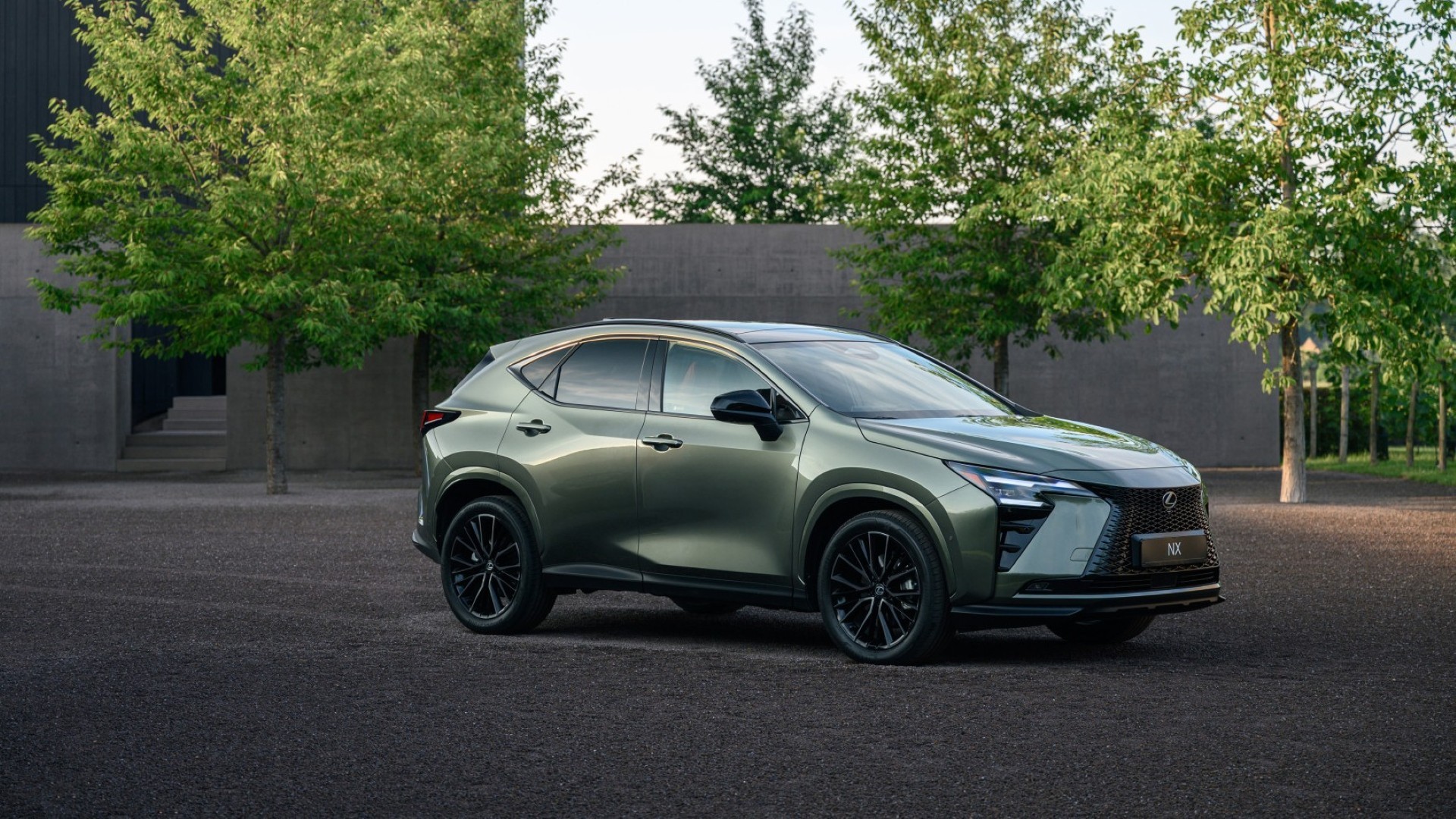 Lexus NΧ: Με ηλεκτρική αυτονομία άνω των 100 χιλιομέτρων Lexus NΧ: Με ηλεκτρική αυτονομία άνω των 100 χιλιομέτρων