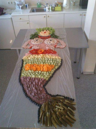 Beautiful-art-created-via-food-007