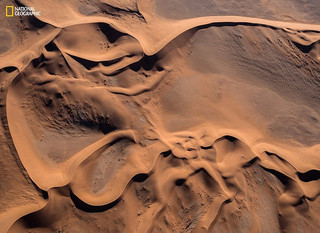 Αεροφωτογραφία της ερήμου Namib στη Namibia. Φωτογραφία: Stas Bartnikas 
