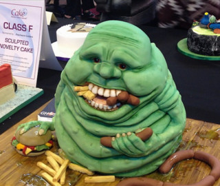 Seeing-these-movie-inspired-cakes-will-make-you-want-to-eat-one-016