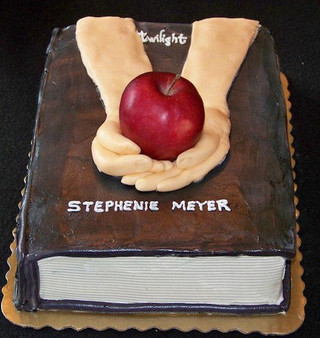 Seeing-these-movie-inspired-cakes-will-make-you-want-to-eat-one-026