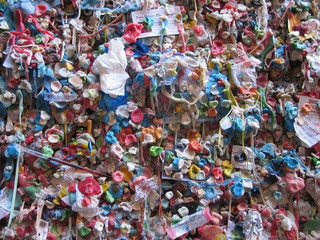 Seattle_Gum_Wall_Close_Up_Almdudler26
