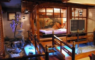 in-japan-you-can-rent-these-fetish-rooms-for-100-bucks-an-hour-30-photos-7