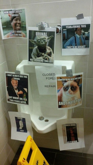 absurd_urinals_on_the_planet_12