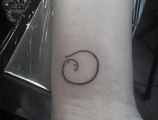 small-minimalist-tattoo-ideas-inspiration-52__605