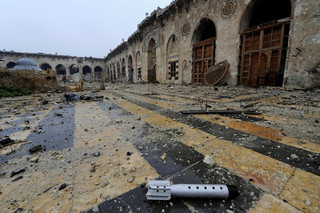 2016-12-13T211056Z_568375143_RC175CC0BE50_RTRMADP_3_MIDEAST-CRISIS-SYRIA-MOSQUE