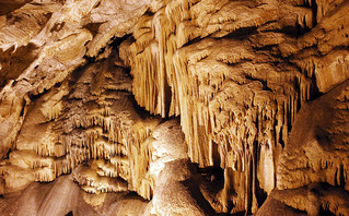 Σπήλαιο Αντίπαρος