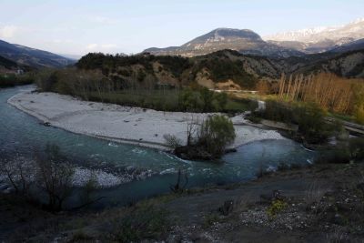 Στροφή στην υδροηλεκτρική ενέργεια