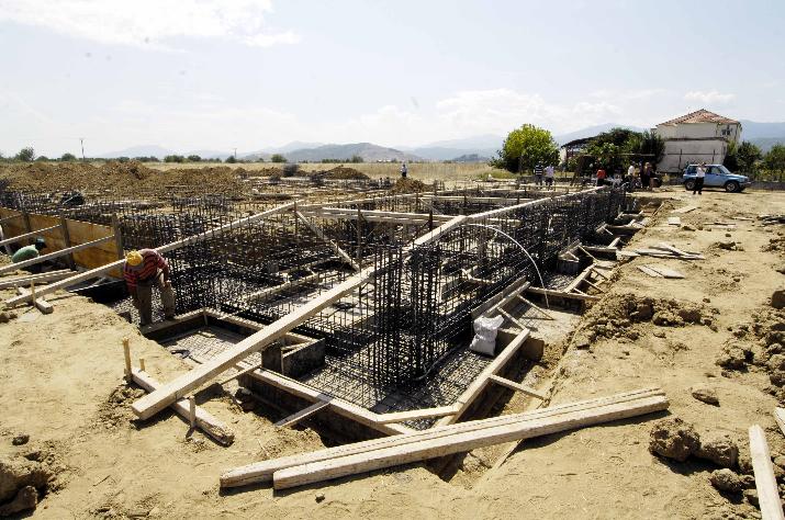 Άνεργοι Ελληνοκύπριοι αναζητούν δουλειά σε οικοδομές στα κατεχόμενα