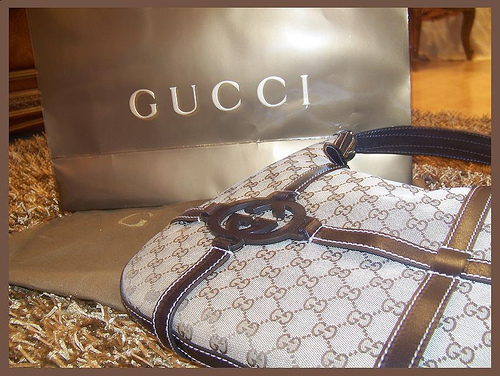 Η Gucci μηνύει την Elisabetta Gucci