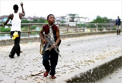 Ένας στρατός από παιδιά στόχος άγριας πολιτοφυλακής στο Κονγκό