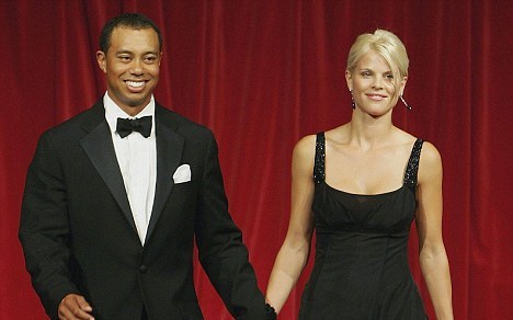 O ιδιαίτερος όρος στο διαζύγιο του Tiger Woods