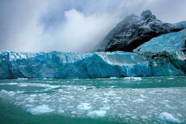Παγωμένος «υπόκοσμος» εντοπίστηκε στη Γροιλανδία