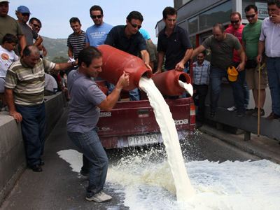 Κινητοποιήσεις αποφάσισαν οι κτηνοτρόφοι στα Χανιά