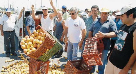 Σε αναβρασμό οι ροδακινοπαραγωγοί Πέλλας