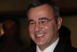 Ανακάμπτει ο τουρισμός
