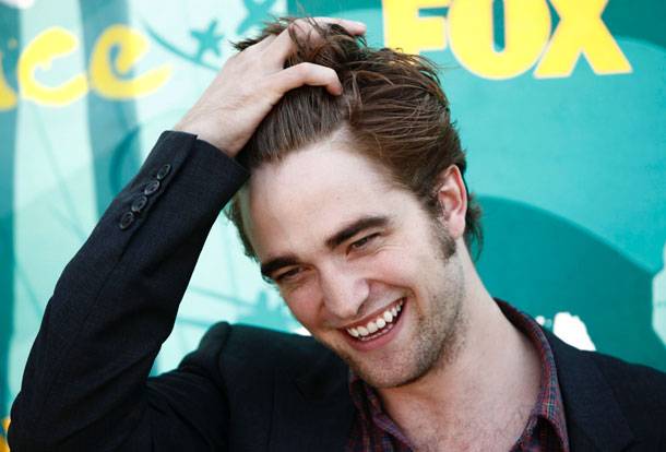 Ο Robert Pattinson «τρελαίνει» τις celebrities