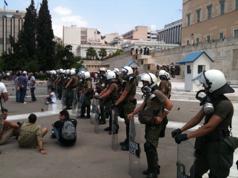 «Στάση πληρωμών χρέους τώρα»