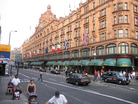 Μαθήματα «κινέζικων» για το Harrods