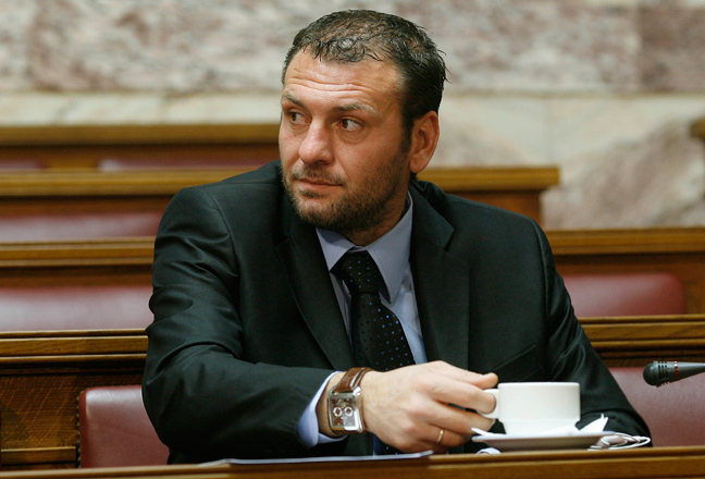 «Το ΔΝΤ κυκλοφορεί παράνομα στην Αθήνα»