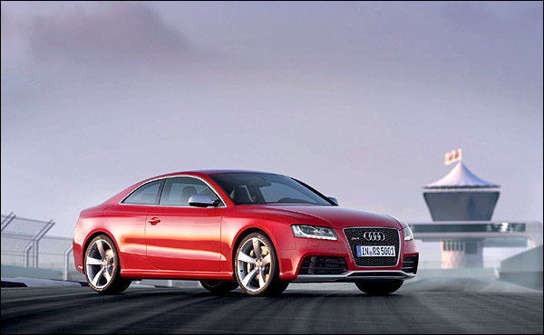 Audi RS5: Το πανίσχυρο γερμανικό