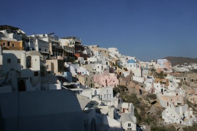 Επέλαση ξένων στα νησιά