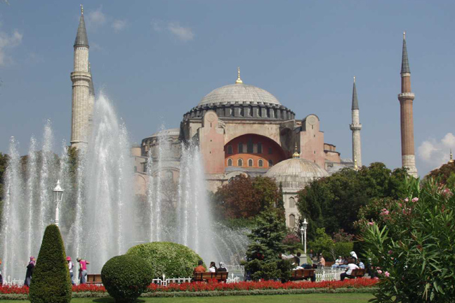 Αύξηση στην τουριστική κίνηση πέτυχε η Τουρκία
