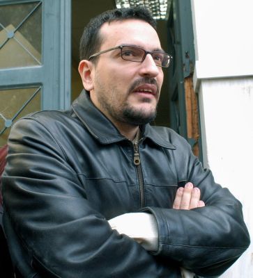 «Παράσημο τιμής είναι…»