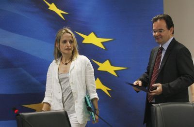 Θέματα εκτέλεσης του μνημονίου συζήτησαν Παπακωνσταντίνου-Μπιρμπίλη