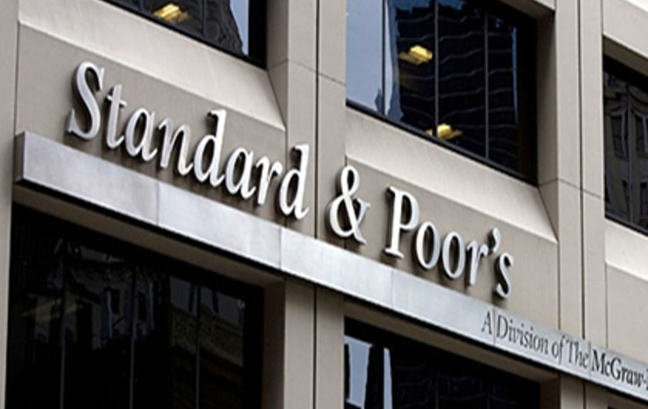 Standard &#038; Poor&#8217;s: Σε καθεστώς μερικής χρεοκοπίας η Βενεζουέλα