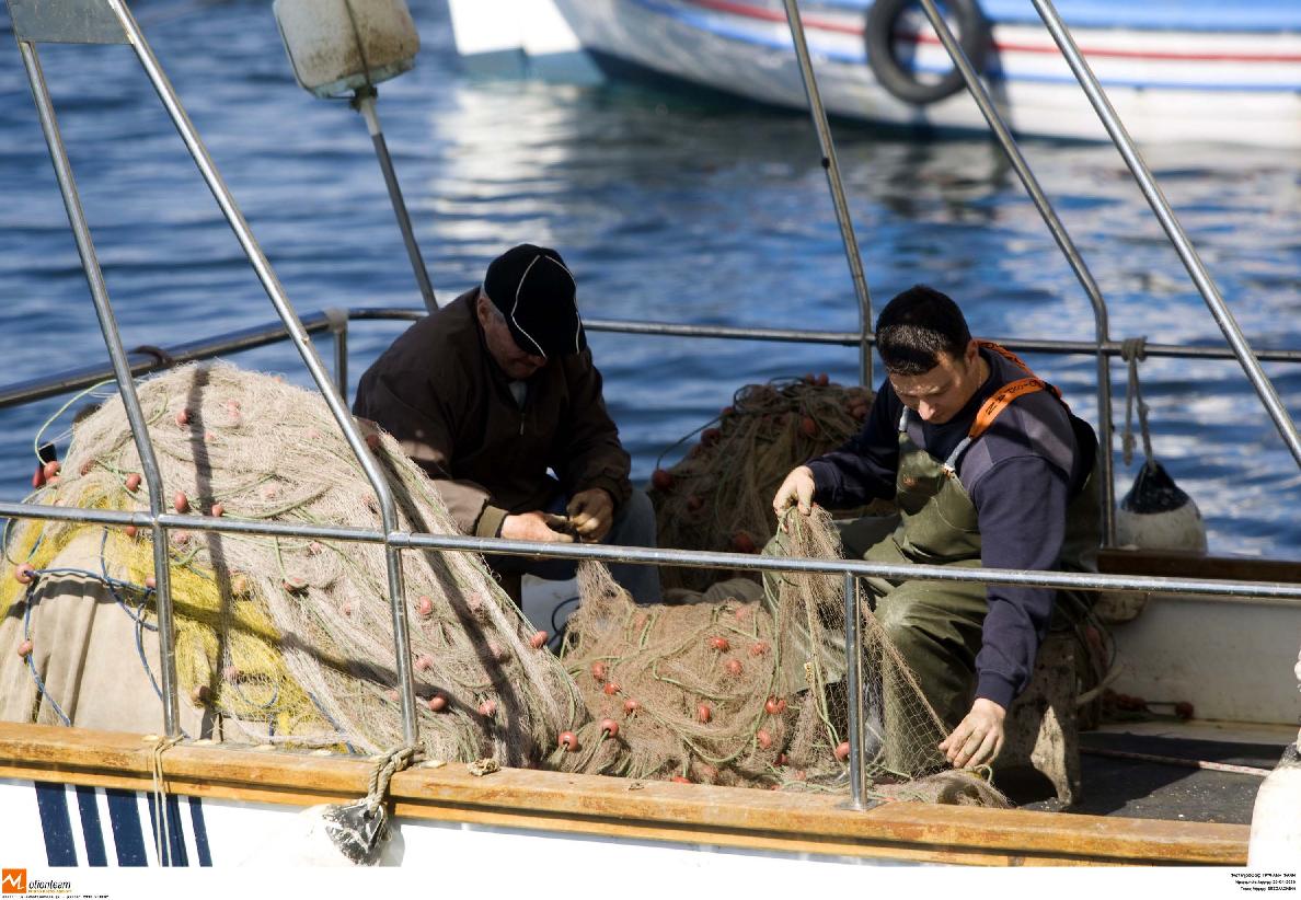 Καταγγελίες για παρενοχλήσεις Ελλήνων ψαράδων από Τούρκους