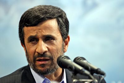 Συνεχίζει ο Αχμαντινετζάντ τις δηλώσεις