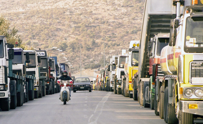 Συνεχίζεται η ΓΣ των ομοσπονδιών των απεργών