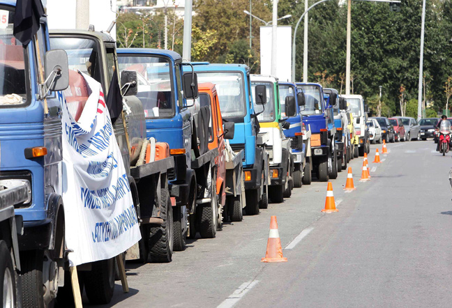 Πόσες άδειες φορτηγών έχει μεγαλοσυνδικαλιστής;