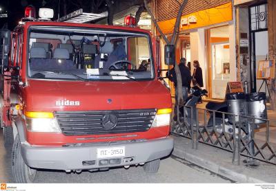 Ξέσπασε φωτιά σε περίπτερο στη Θεσσαλονίκη