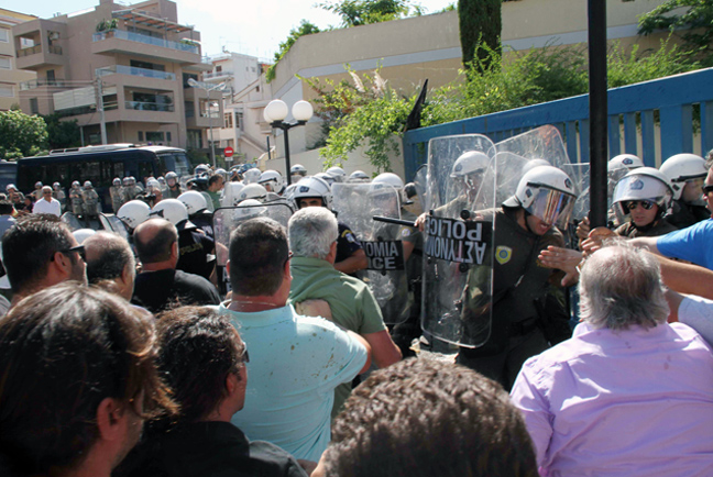 Ξεκινάει η κρίσιμη συνάντηση